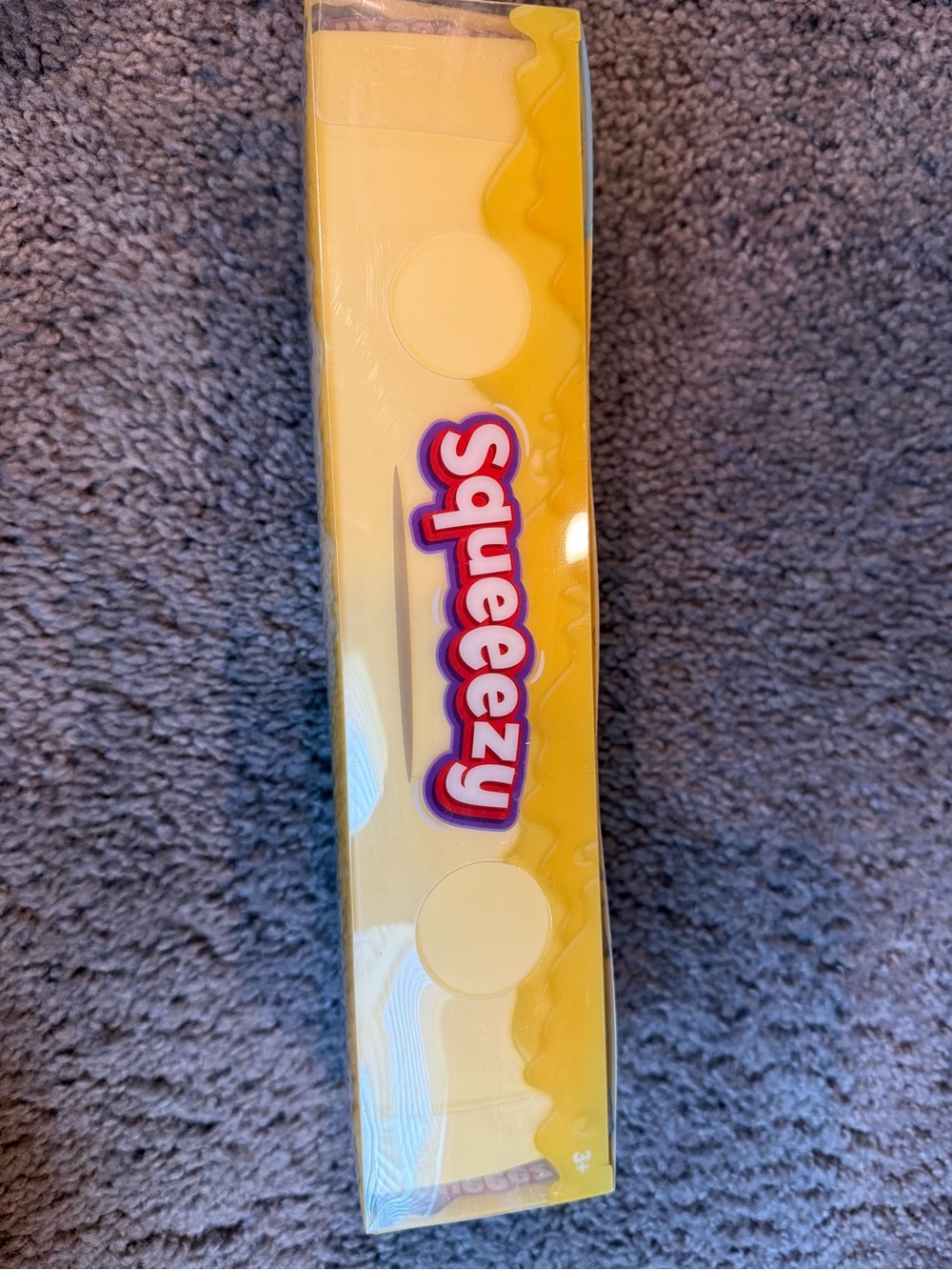 Squeeze Yellow & Green Butter Toy Packaging - Picture 3 of 4